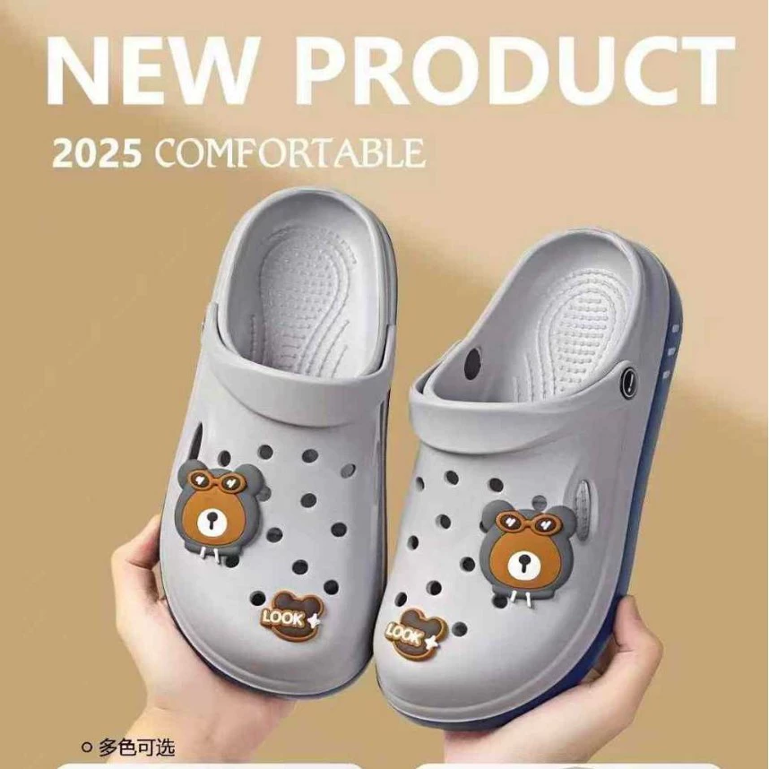 Новая студентка новая милая летняя ношение нескользящей на улице