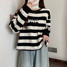 大码女装春秋冬条纹正肩长袖T恤胖mm遮肚显瘦卫衣打底衫内搭上衣