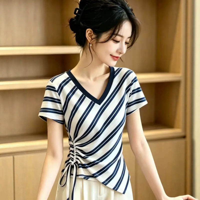 French-style niche drawstring design ribbed short-sleeve striped shirt for women, new summer 2026, slimming and versatile V-neck top French-style niche drawstring design ribbed short-sleeve striped shirt for women, new summer 2026, slimming and versatile V-neck top