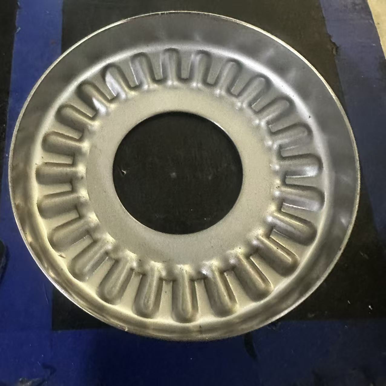 ���������ѹ�������޹�˾רҵ����������ѹ�� ��ɴƬ �Ǳ����