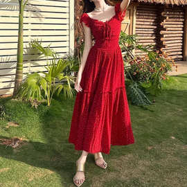 法式复古红色波点甜美气质连衣裙女夏季收腰显瘦度假风设计感长裙