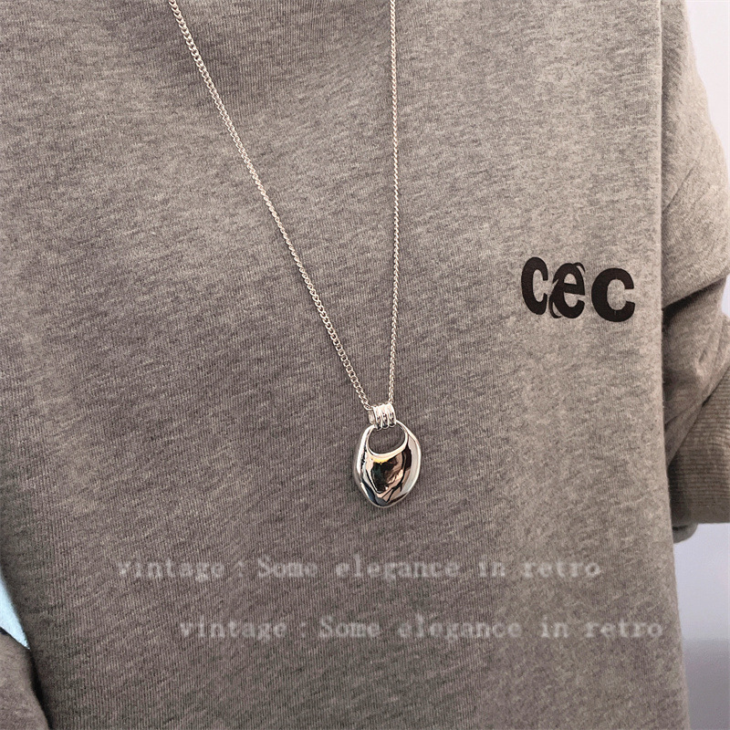 Fever Blogger Same Style South Korea Korean Style Irregular Necklace Simple Elegant Ins Woolen Chain Little Red Riding Book Necklace Fever Blogger Same Style South Korea Korean Style Irregular Necklace Simple Elegant Ins Woolen Chain Little Red Riding Book Necklace
