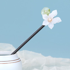 Fresh Lotus Leaf Hairpin with Floral Design, Wooden Hair Accessories, Vintage-Style Hairpins & Tassel Pendants, Hair Clips for Hanfu and Qipao Outfits—Women's Hairstyling Accessories