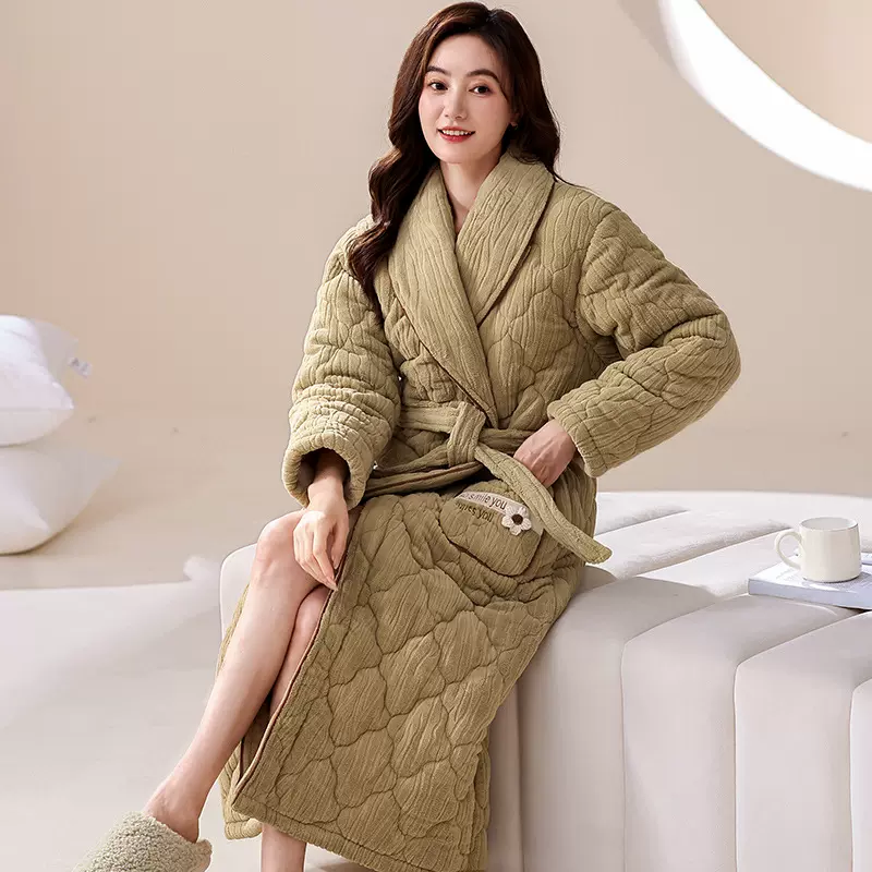 睡袍睡衣女冬季三层夹棉珊瑚绒袄加厚长款浴袍冬天保暖女士家居服
