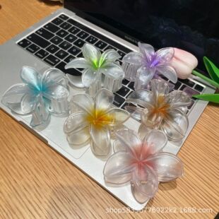 �W�����R����������w��ɫ�u�������A��̖���X��ץ�AŮ�l��^�