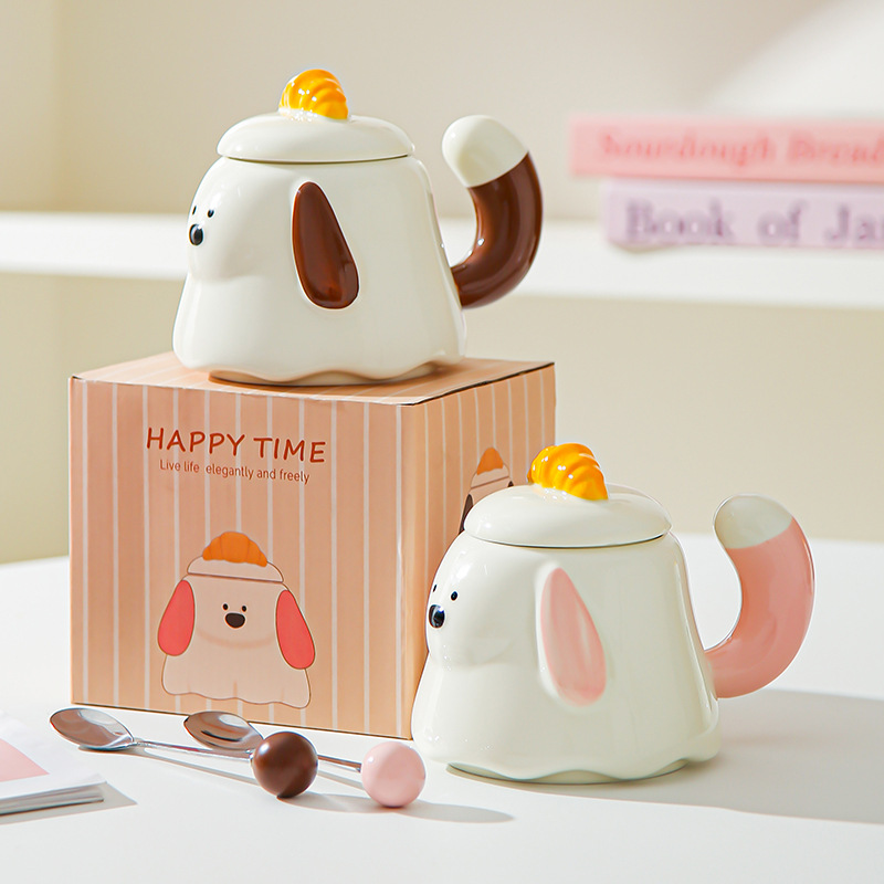 Cartoon dibujado a mano bolsas de corn de perro tazas de oficina encantadoras con tazas de agua cubiertas tazas de desayuno casero regalo de mano