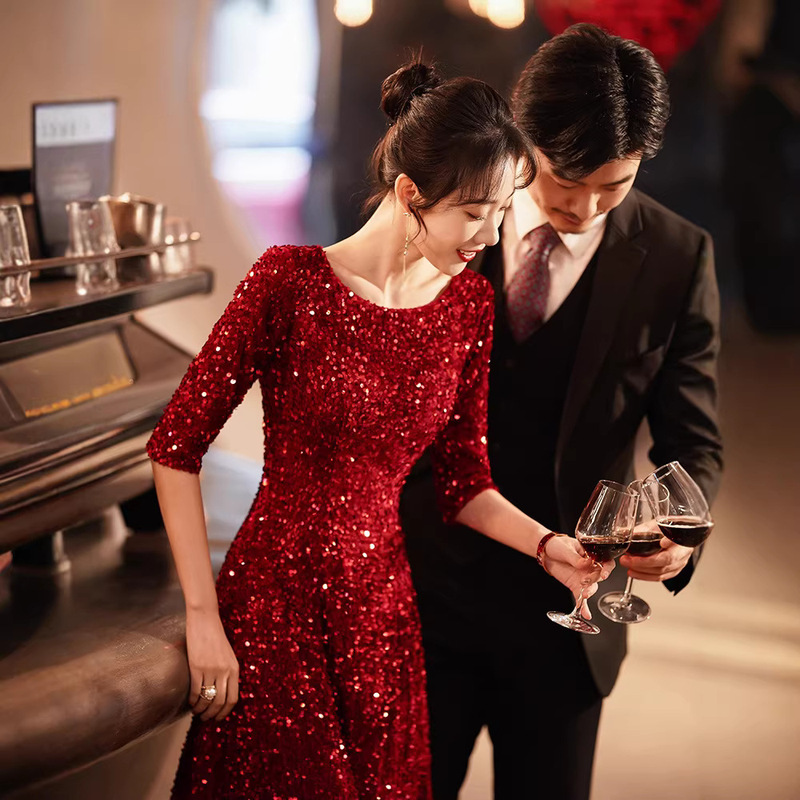 Sequin Wine Red Toast Dress for Bride 2026 New Summer Petite Wedding Engagement Dress Homecoming Dress Simple Style
