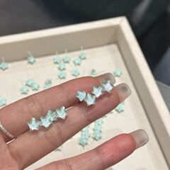 夏のドーパミンのピアスは耳の穴の樹脂のイヤリングを養います。
