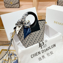 香港品牌代购D家真皮菜篮子女包2022款水桶包单肩斜跨包女士包包