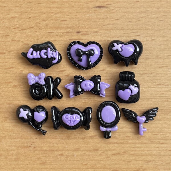 Purple small balloon with accessories with bow