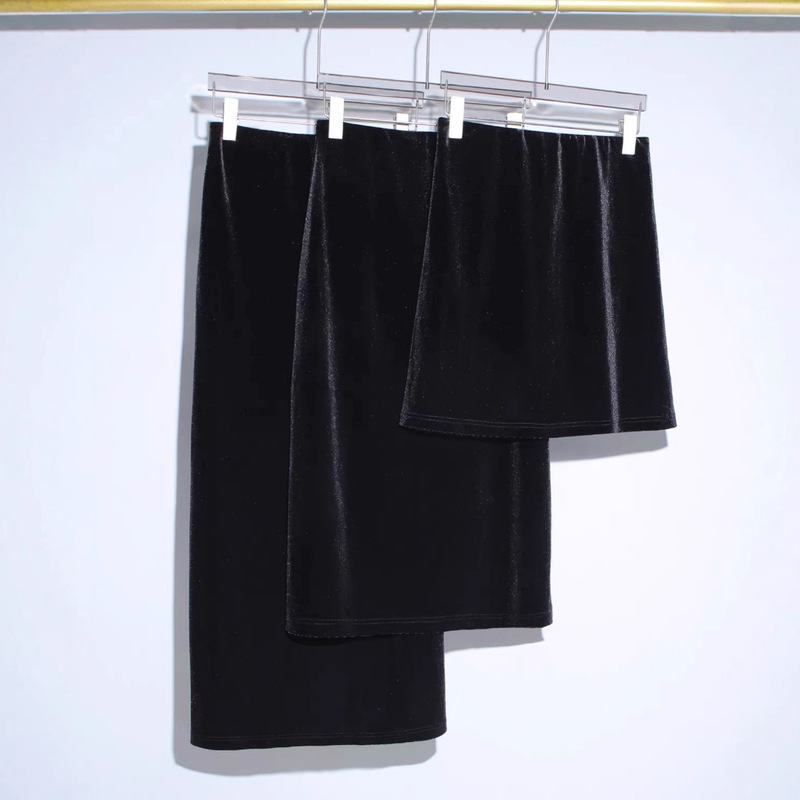 High-Density High-Waisted Velvet Skirt, Autumn and Winter Slimming Long Skirt with Elastic Waist, Bias-Cut A-Line Long Skirt for Petite Women