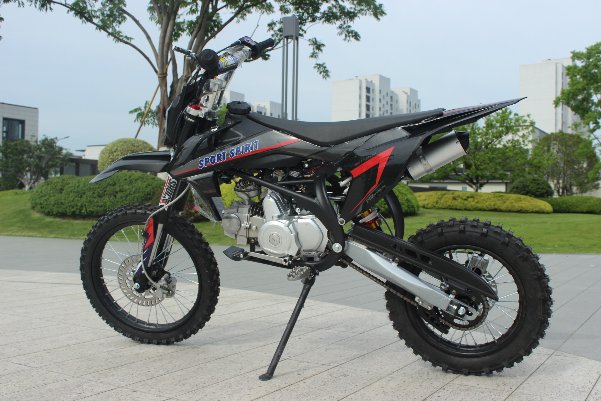 Brand New Off-Road Motorcycle, Mountain Dirt Bike with Reinforced Frame, Professional Motorcycle, 125Cc All-Terrain Motorcycle