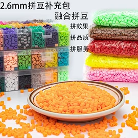 拼图、拼板;发夹;储蓄罐