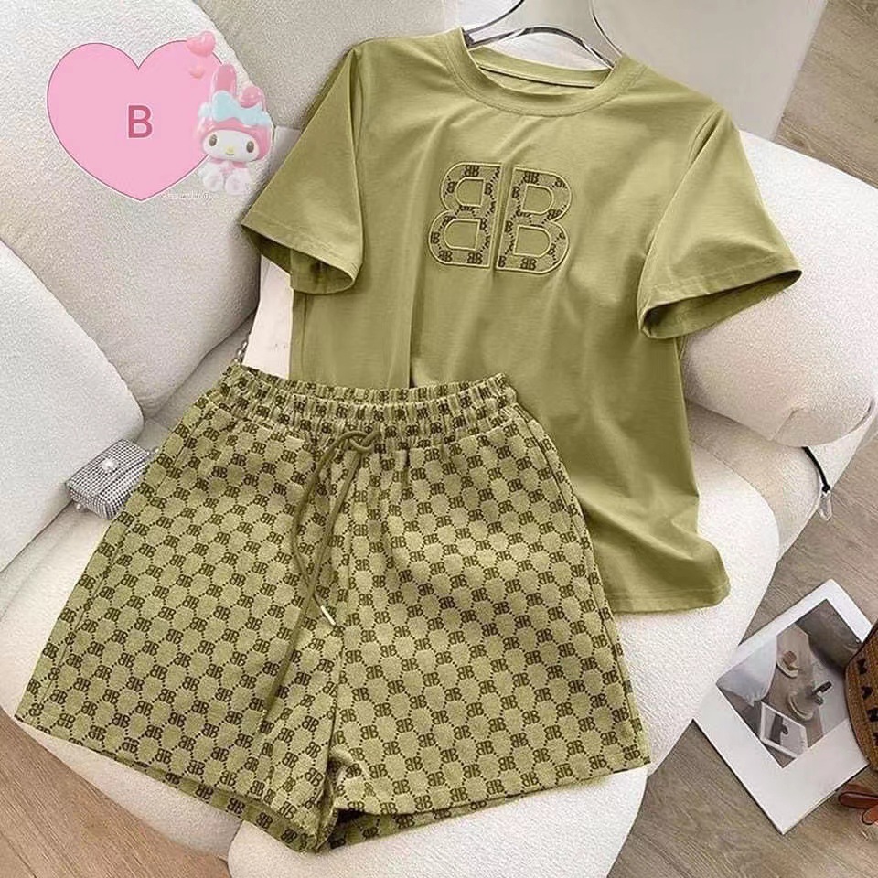 人気の新型夏の新型韓国対外貿易越境レジャースーツ女性刺繍半袖半ズボン2点セット卸売り
