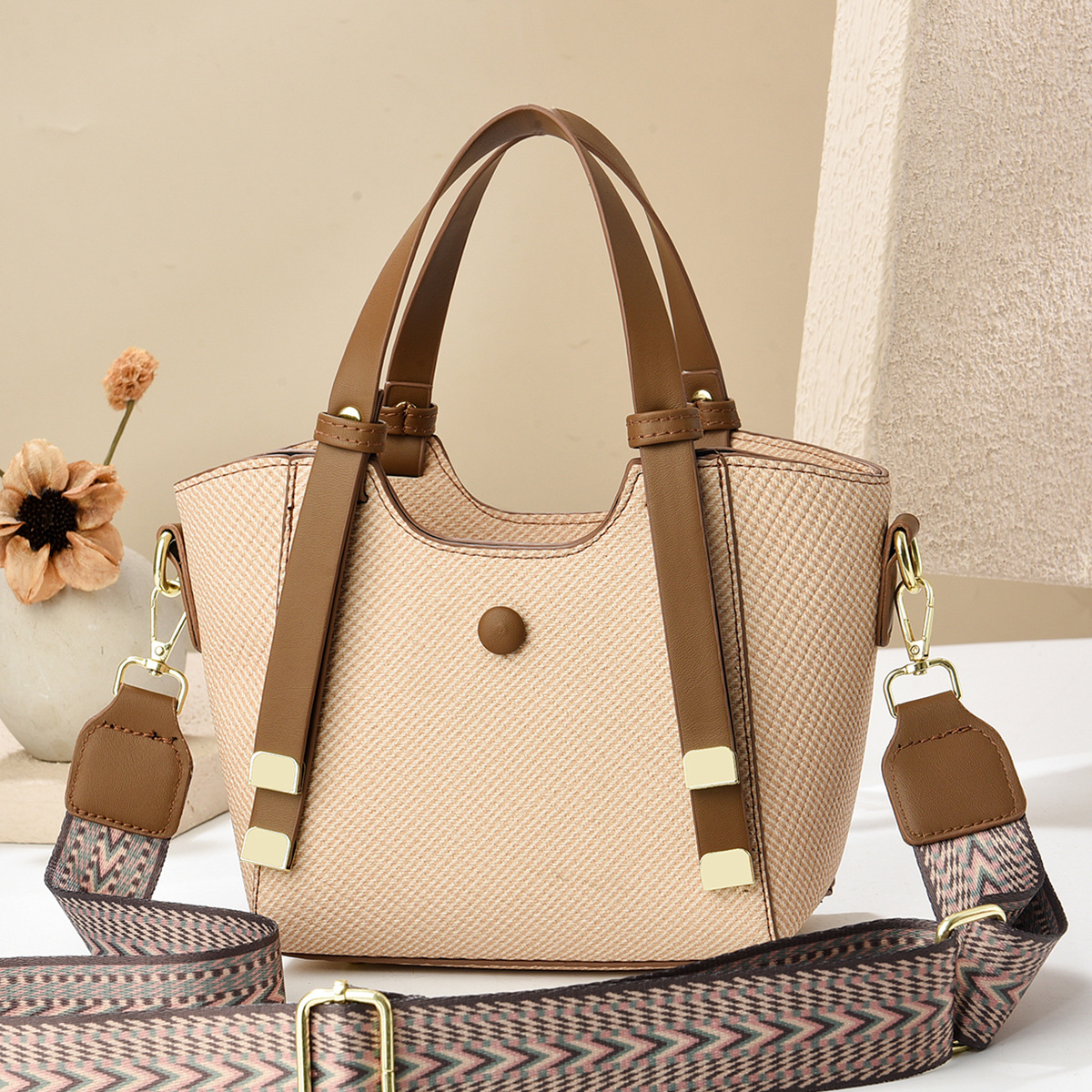 Bolso bolso de mano cubo de agua bolsa de canasta de verduras nuevo bolso de mensajero de hombro simple para mujer Bolso de mujer de Taizhou bags de comercio exterior