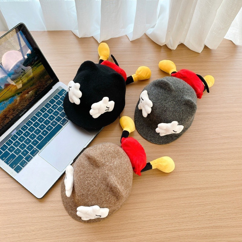 Sombreros para bebés otoño y invierno gorras de caballo de lengua de pato lindas sombreros de sol de Mickey para niños y niñas sombreros de cachemira de invierno