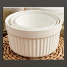 ���ڰ�ɫ�մɗl�y�џ������㿾��決���Pceramic white ramekin