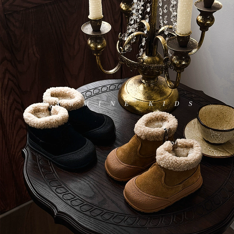 Детские ретро-теплые зимние сапоги 2025 года, новый стиль для мальчиков и девочек, плюшевые утепленные сапоги в британском стиле из хлопка.