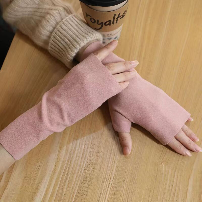 秋冬徳絨毛保温手袋工場卸売り女性冬半指手袋キーボードを叩く学生は字保温手袋を書く|undefined