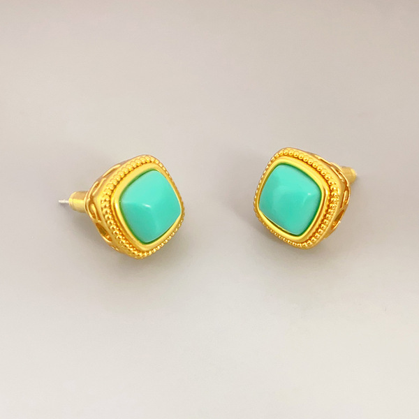 Fashionable retro turquoise stone inlay