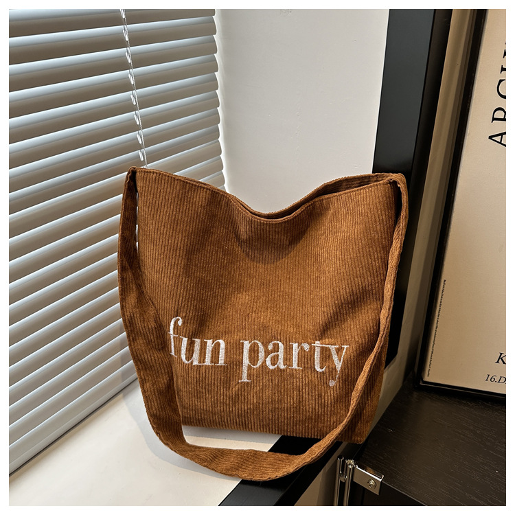 Simple hand-held corduroy large-capacity daily casual work single-shoulder bag, niche tote bag, fashionable canvas bag undefined