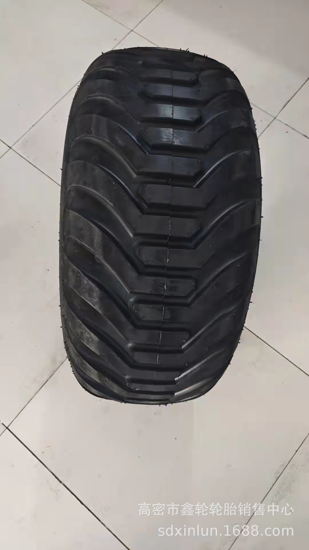 供应农用翻转犁300/65-12 600/50-22.5捆草机打草机轮胎