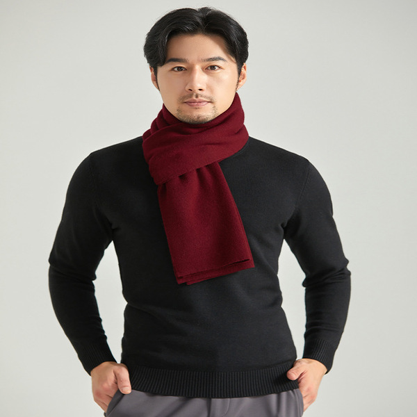 Knitted scarf for men and women