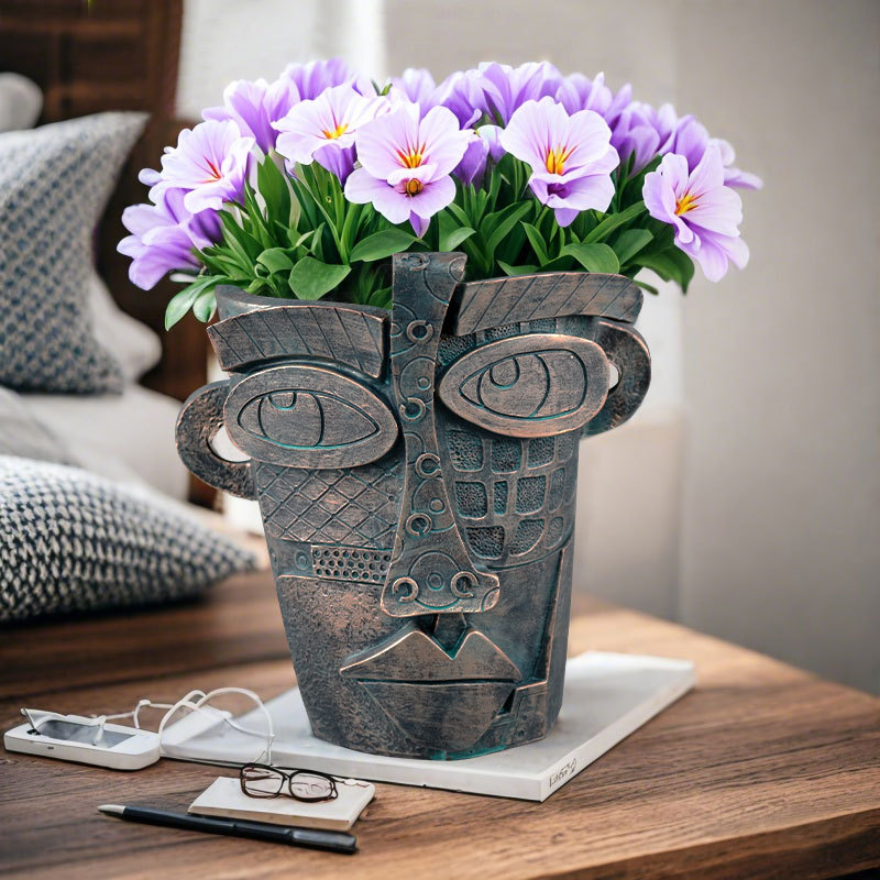 Overseas Hot Sale Picasso Inspired Bronze Face Abstract Flower Pot Resin Garden Home Garden Decoration Ornaments