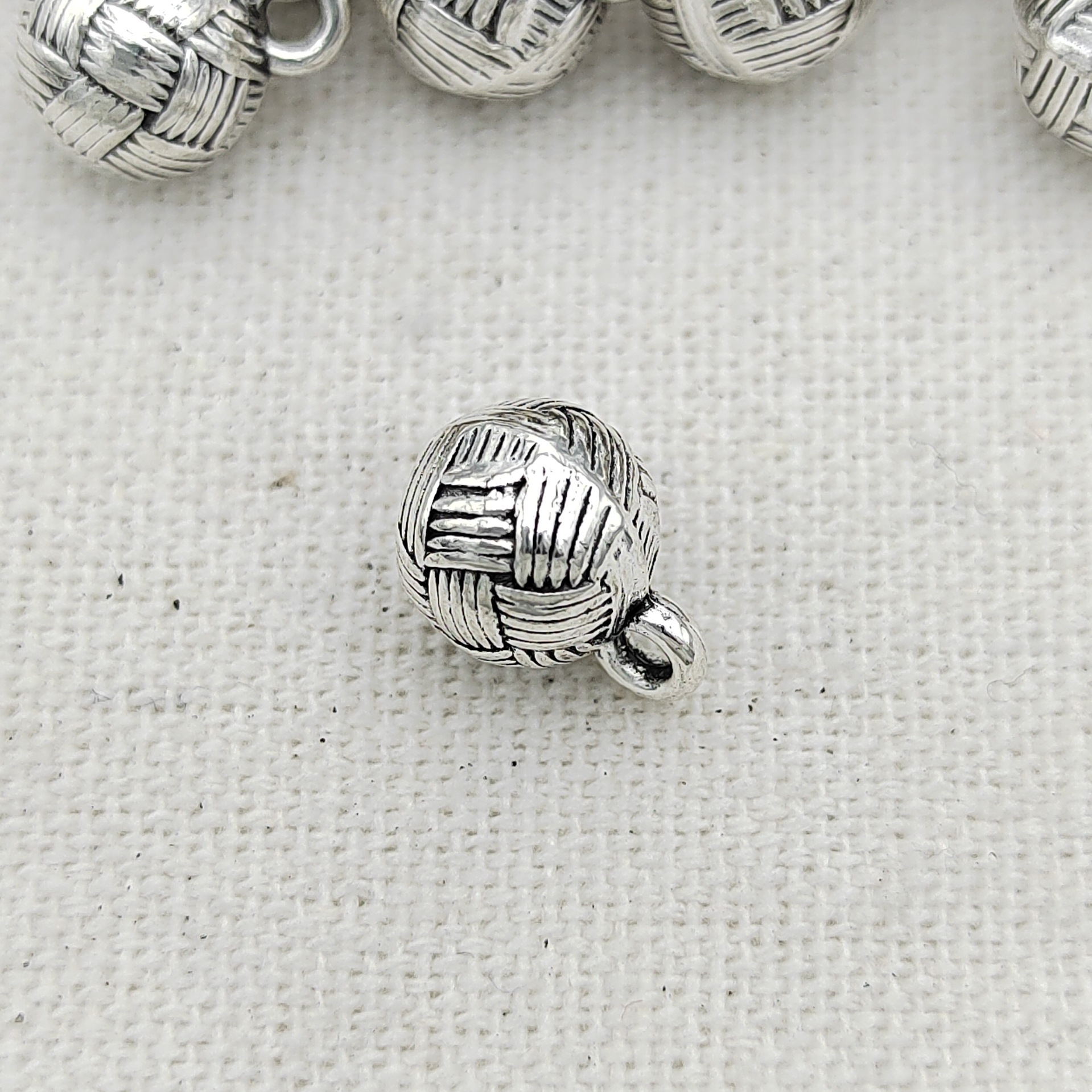 100 Pcs/package Simple Style Ball Metal Plating Pendant Jewelry Accessories display picture 2