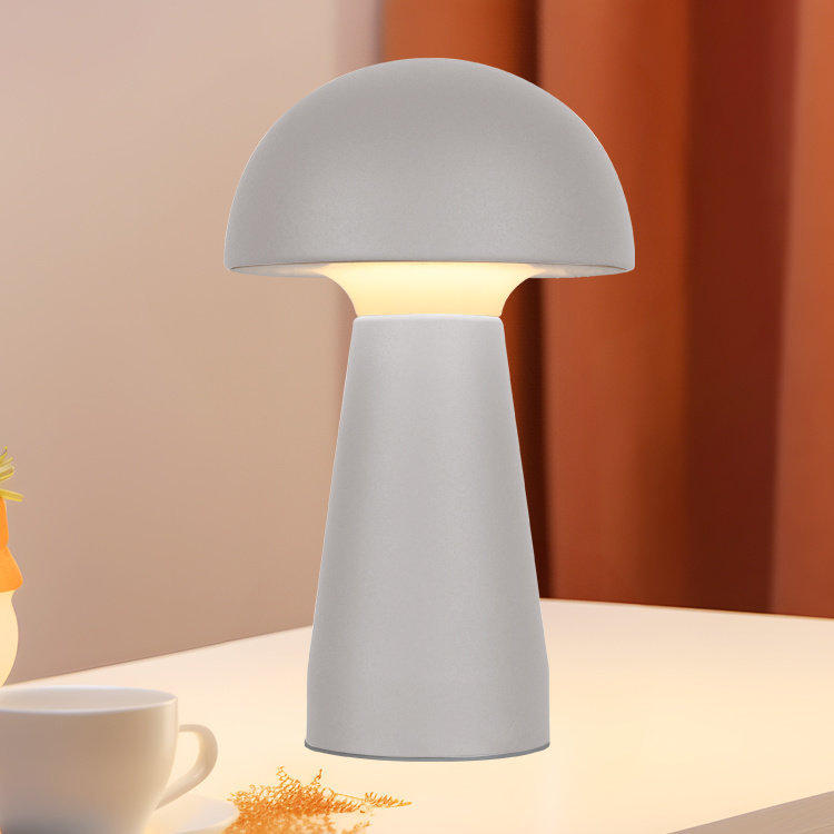 Lámpara de escritorio táctil transfronteriza moderna lujosa lámpara de hongos decoración de atmósfera lámpara de cabezal de cama luces nocturnas de alto nivel al por mayor