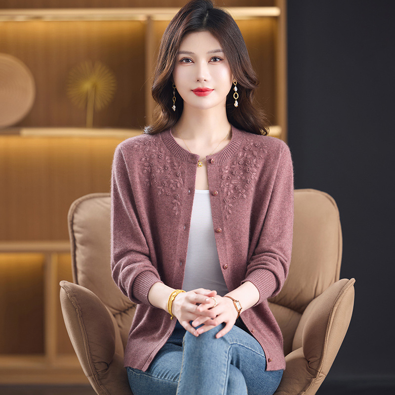 New autumn and winter 100% pure wool sweater for women, round neck knitted cardigan, loose and stylish, suitable for middle-aged and elderly mothers New autumn and winter 100% pure wool sweater for women, round neck knitted cardigan, loose and stylish, suitable for middle-aged and elderly mothers