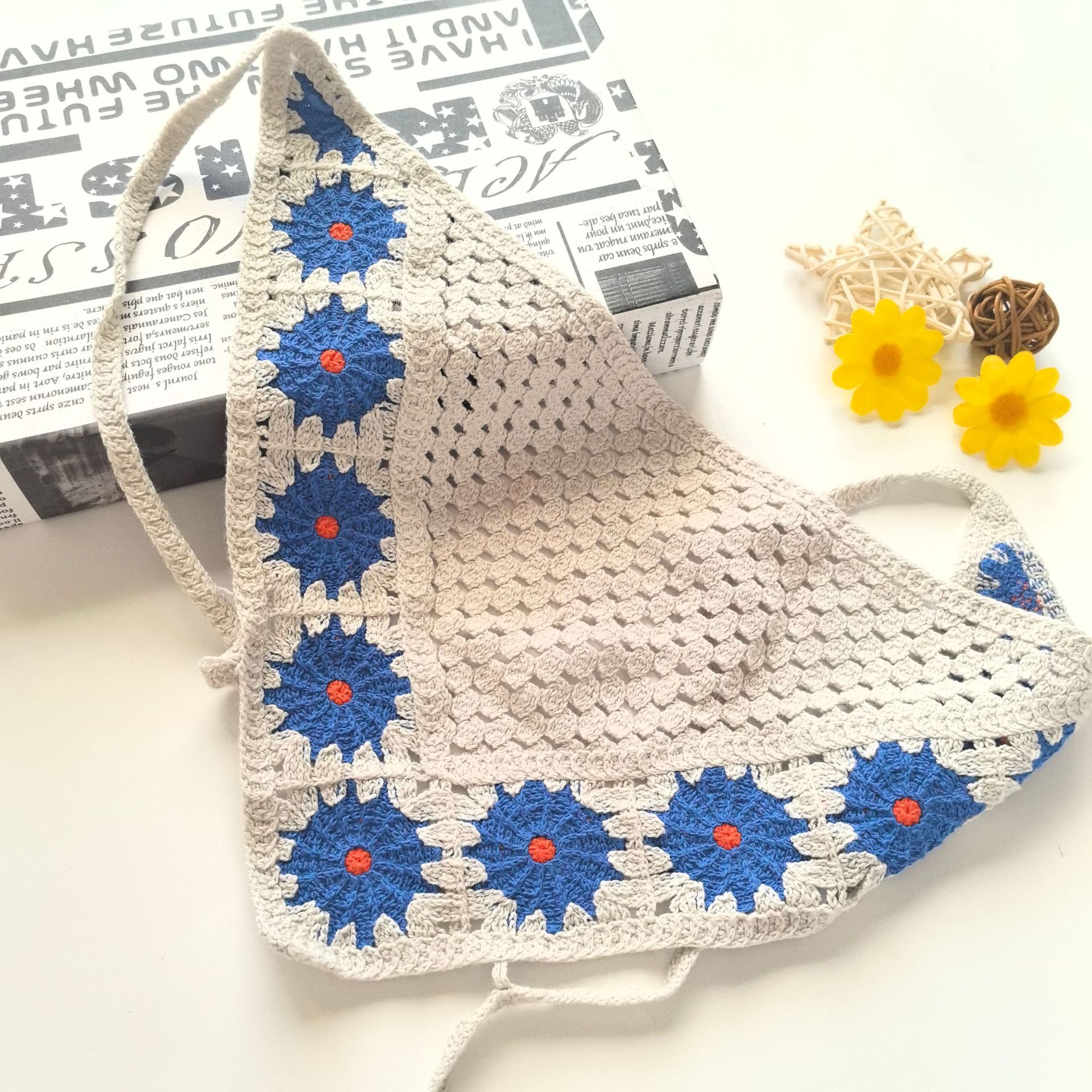 Francia cereza toallas triangulares mujeres primavera y otoño viajes padres-hijos gancho de punto flores hueco pañuelo de arte correa de pelo gorro