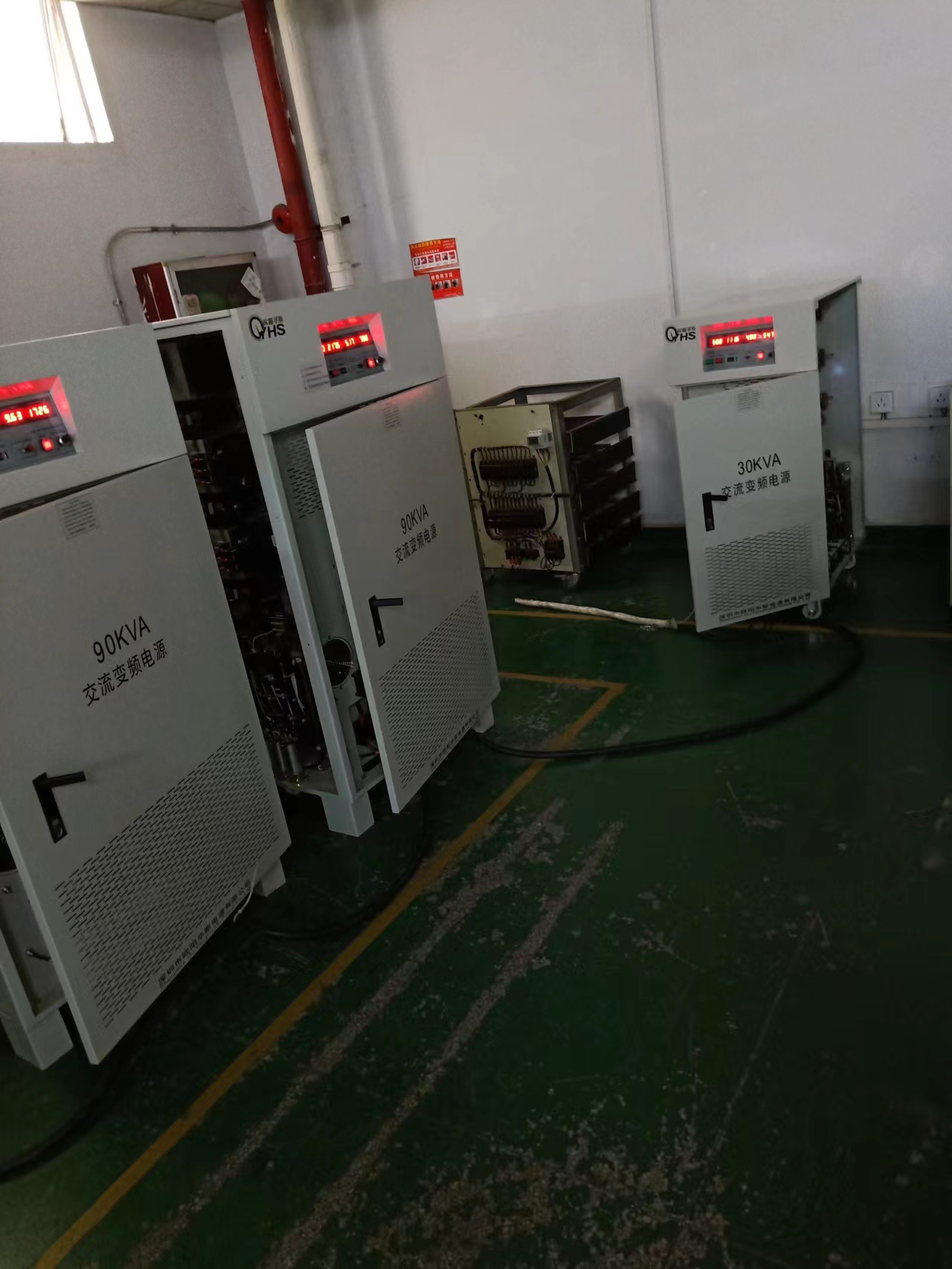 ŷ����˹����30KVA��Ƶ��Դ�������ճ��ݣ����380V 60HZ