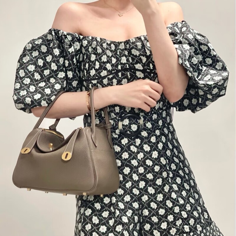 Half Wax Line Lindi Bag 26CM Cowhide New Pillow Bag Doctor Bag Crossbody Bag Women's Commuter Genuine Leather Shoulder Bag