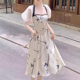气质名媛2024新款复古气质感修身显瘦碎花仙女度假连衣裙子女夏季