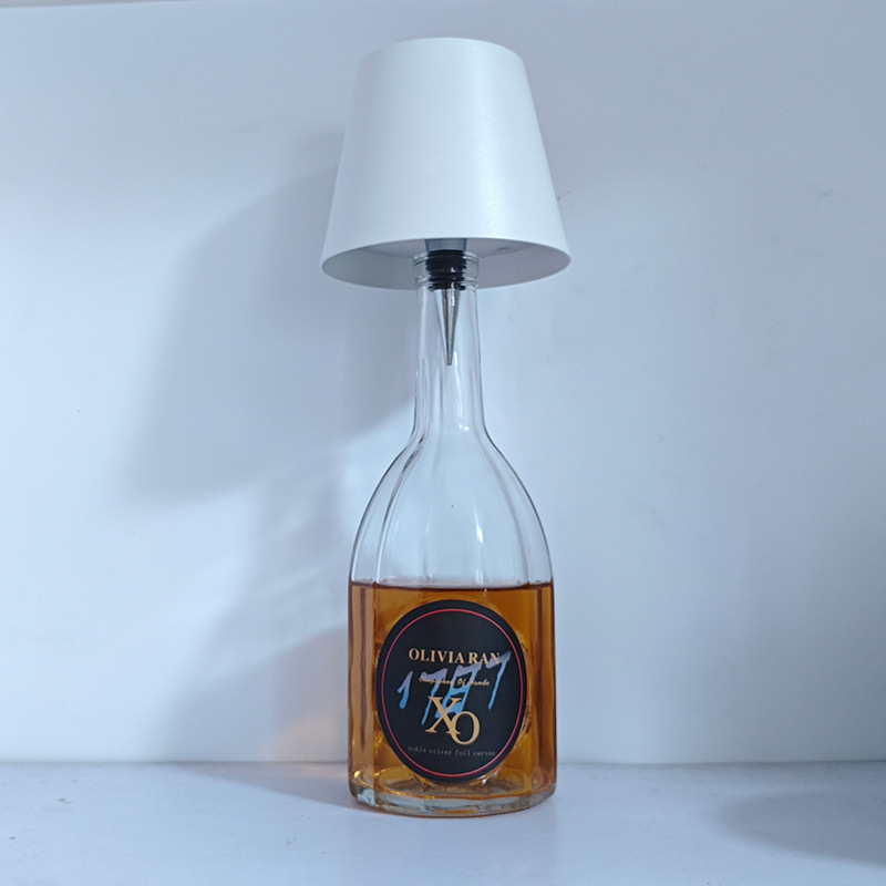 플러그인 - 광택 - 흰색 - 철