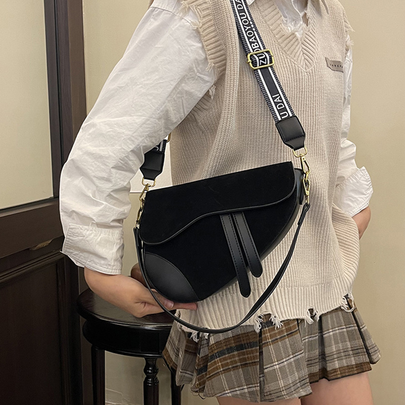 跨境时尚女包马鞍包潮流洋气单肩包宽肩带斜挎包高级感通勤女包|undefined