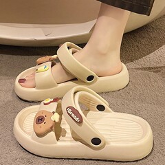 かわいいカピバラサンダル女性のための夏 2025 新しいスタイルインターネットレッドアウトドアウェアノンスリップ厚底ツーウェアビーチサンダル