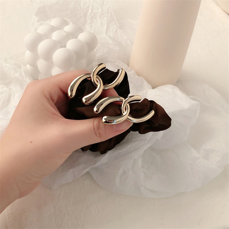 Temperamento coreano red retro oro doble c anillo de intestino corda de cabello simple anillo de cabello de metal cabello de cola de caballo mujer