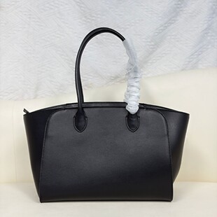 �϶�THE ROW marlo12ţƤ���X�L���ذ������ُ���Ҹ��Ů��
