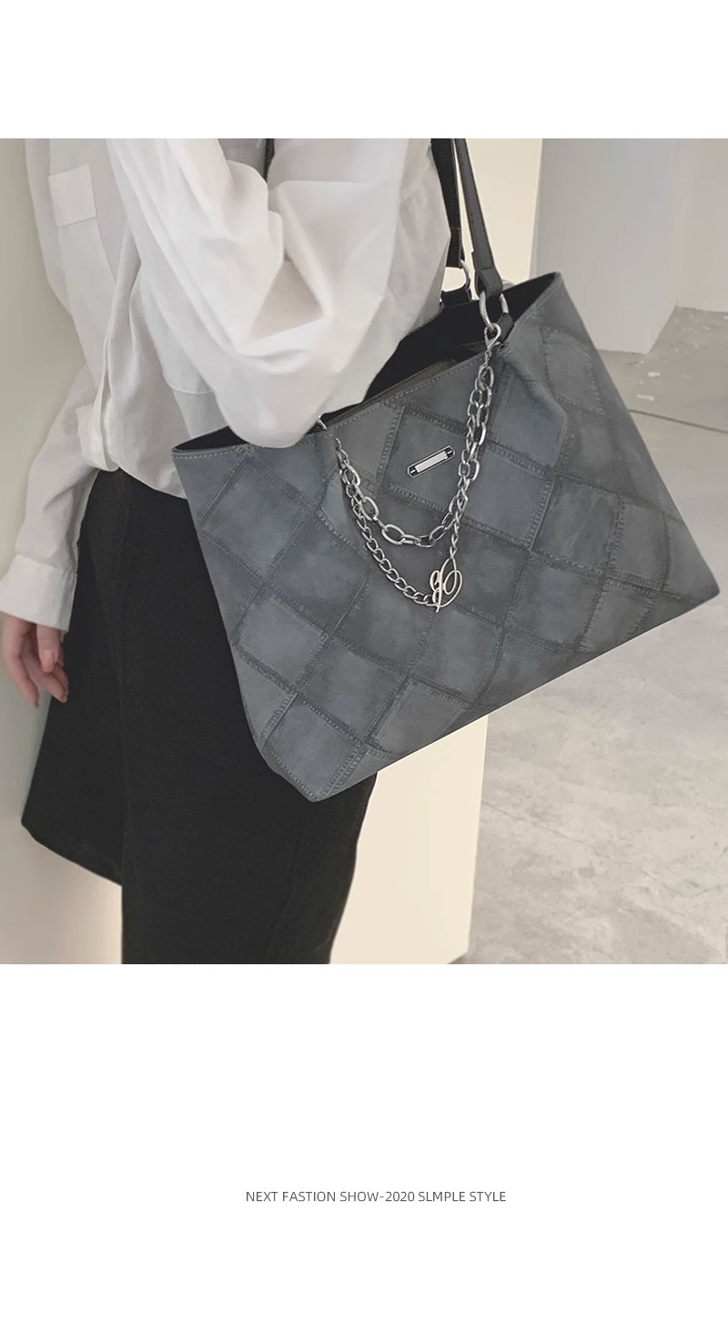 Diamond-shaped commuter bag for women 2023, a trendy and retro diamond-shaped tote bag, a large-capacity single-shoulder bag for students' classes undefined