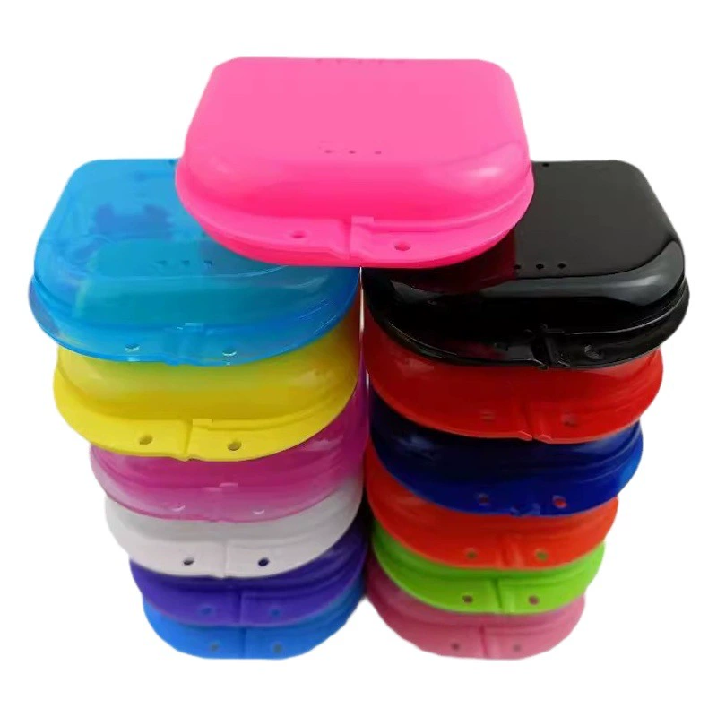 Оральные Стоматологические продукты Коробка для зубных протезов Держатель для зубных протезов Коробка для кронштейна Пластиковая коробка Очень маленькая Стоматологическая коробка с открытым отверстием