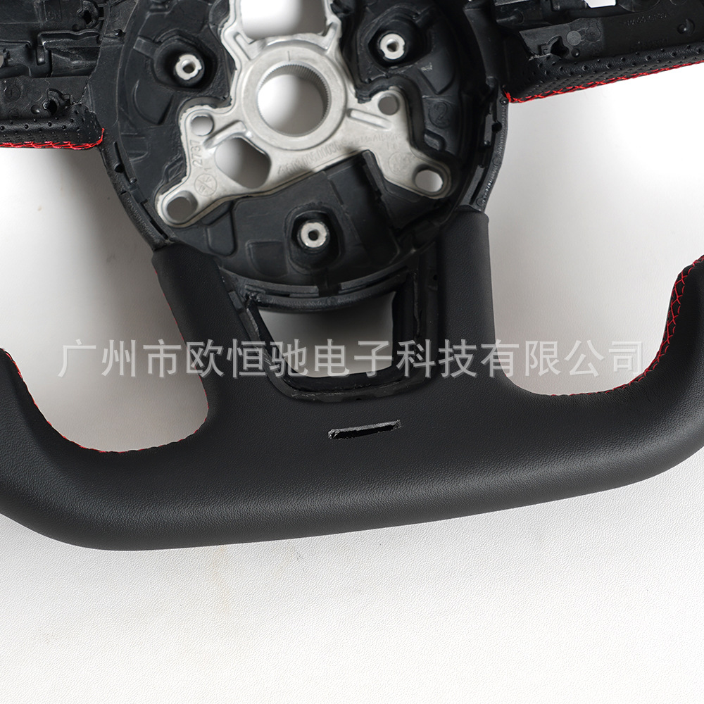 Cross-border hot sale is suitable for Audi RS 17 full leather red positioning line full leather car steering wheel assembly