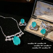 Ī���оG��ʯ�ʹ��� ���ŵĿ옷 �18K�� ���Gˮ���ʯ��ָ