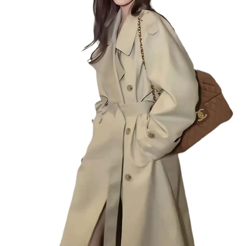 Атмосферное trench coat, осенняя небольшая дизайнерская куртка, тренд сезона
