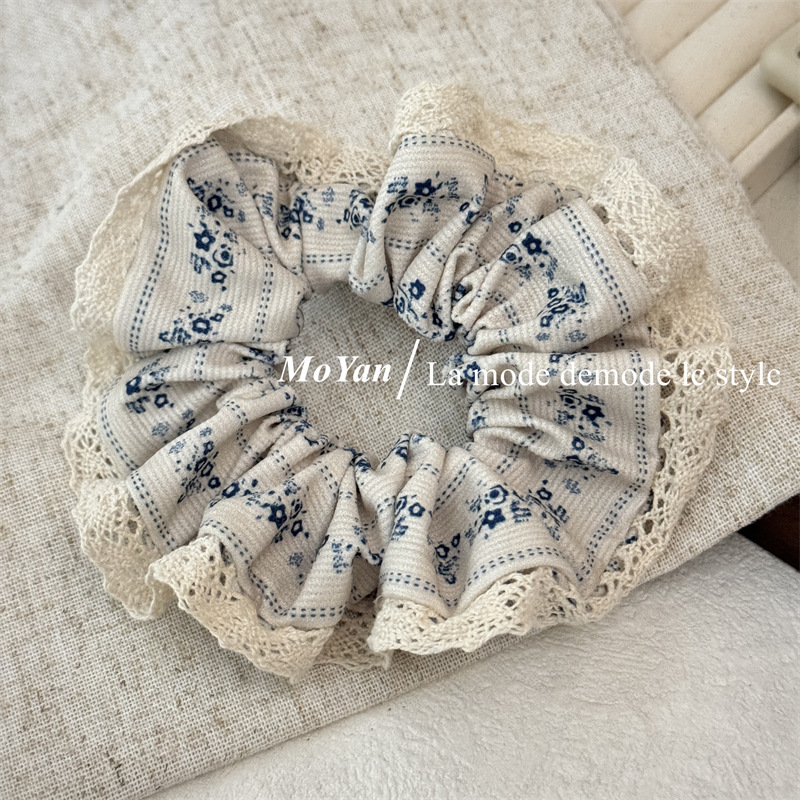 꽃무늬 흰색 레이스