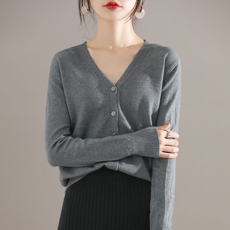 Clear diffuse knitted cardigan women comfortable skin soft thick pure color simple with small fragrant wind coat lady