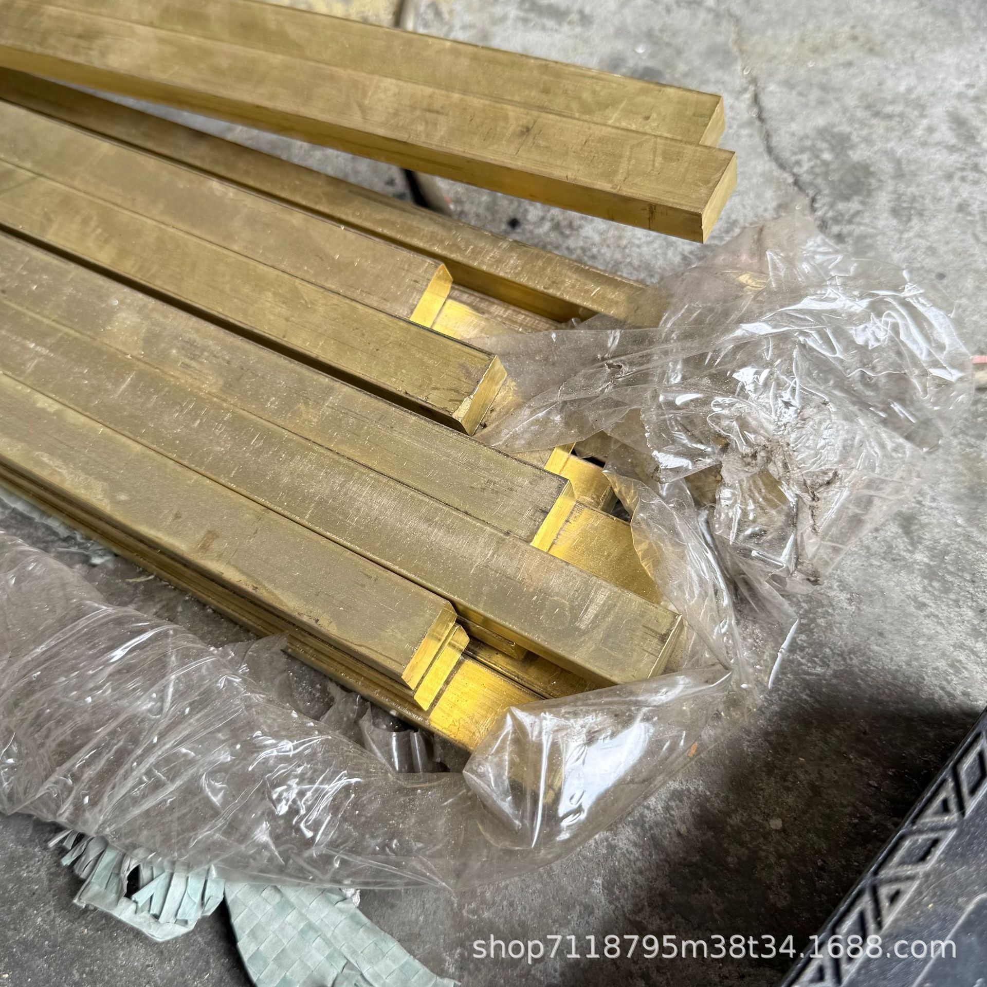 H62 H65黄铜棒实心圆柱 H62铜棒 电极铜棒1 2 3 4 5 6 7 8 9 10mm