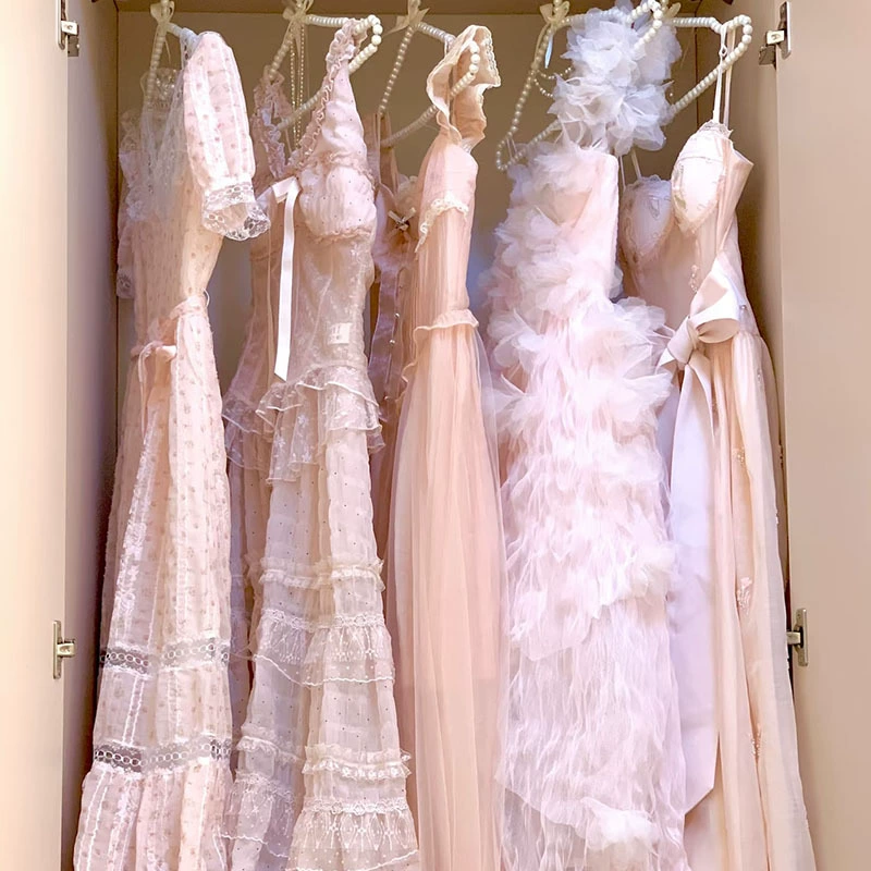 Летнее платье-юбка на бретелях для женщин 2025 года, 13 линий, сладкий и пикантный стиль, розовый цвет, высококачественная оптовая продажа