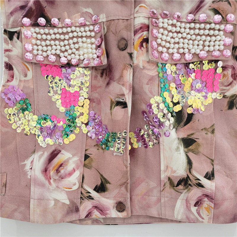 El sentido del diseño europeo y americano de verano de 2025 nuevo estilo de mano pesada bordada esquinilla flor de moda corta clip de caballo image 4
